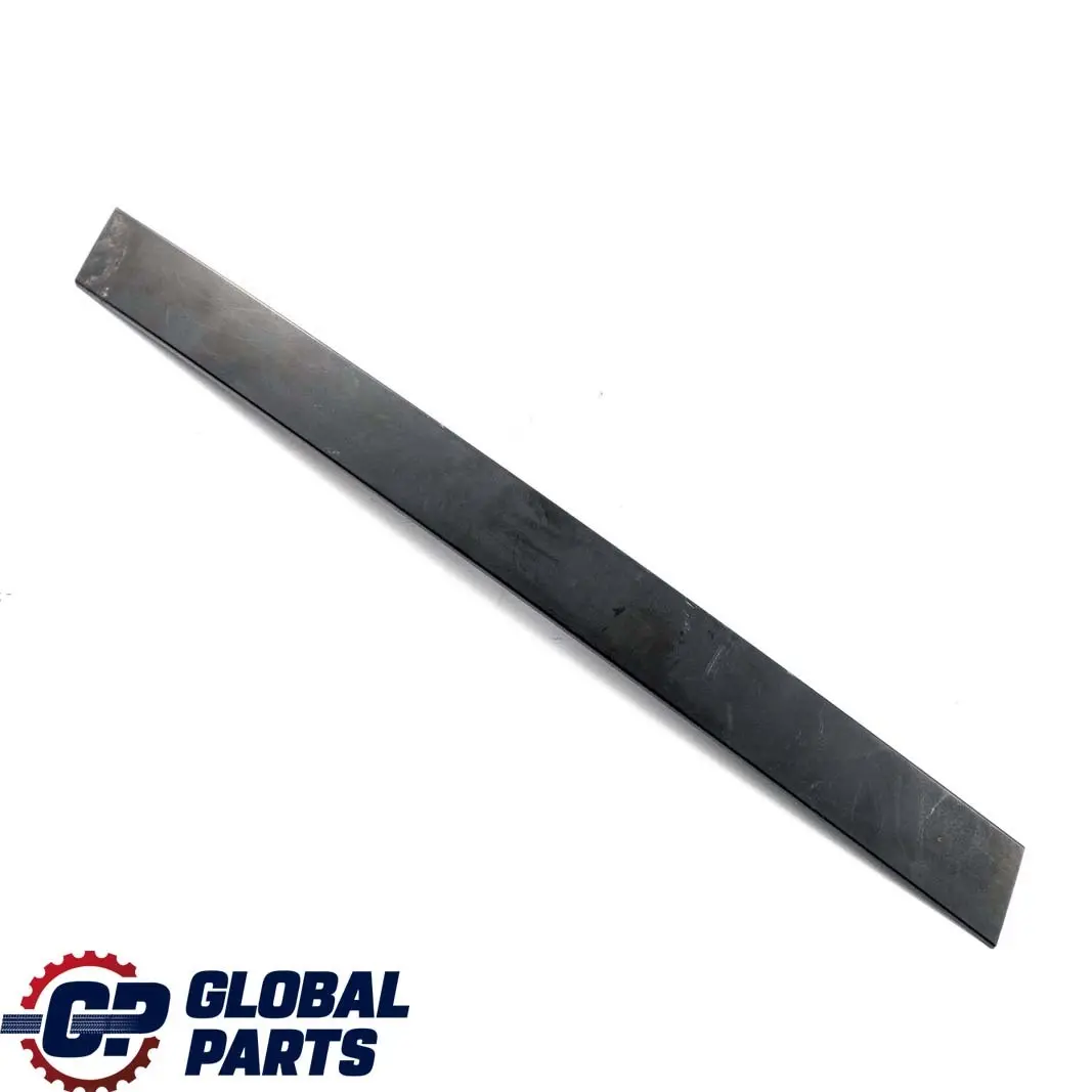 Couverture Chassis de Fenetre Visiere Borne-C Porte Arriere Droite pour BMW E46 à propos du numéro de pièce 8208994 BMW E46 Couverture Chassis de Fenetre Visiere Borne-C Porte Arriere Droite - SKU 8208994 - Numéro de pièce 8208994