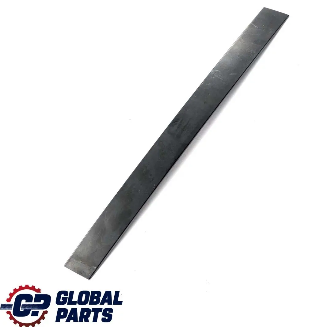 BMW E46 Ventana C-Columna Acabado Tira Trim Negro Trasero Derecho - SKU 8208994 - Número de pieza 8208994