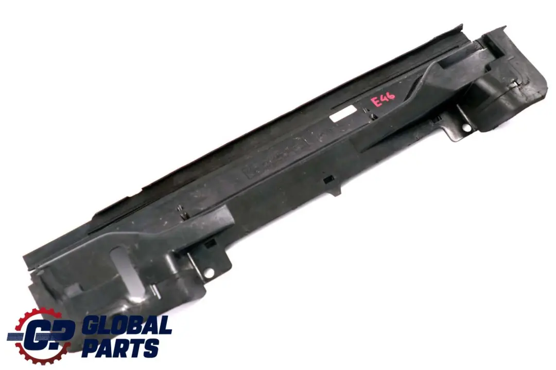 Couvercle Dessus Guidage De L'Air 5171 pour BMW E46 à propos du numéro de pièce 8211467 BMW E46 Couvercle Dessus Guidage De L'Air 5171 - SKU 8211467 - Numéro de pièce 8211467