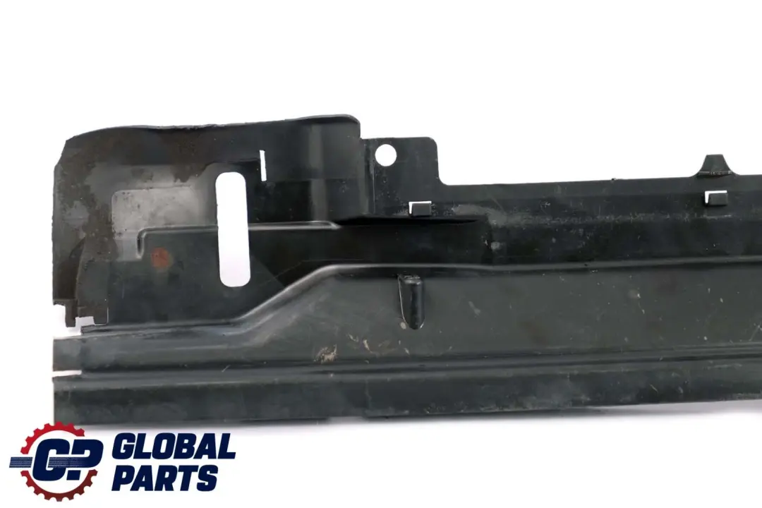 Coolant Radiator Top Cover Trim Panel Air Duct to BMW 3 Series E46 with Part number 8211467 BMW 3 Series E46 Coolant Radiator Top Cover Trim Panel Air Duct - SKU 8211467 - Part number 8211467