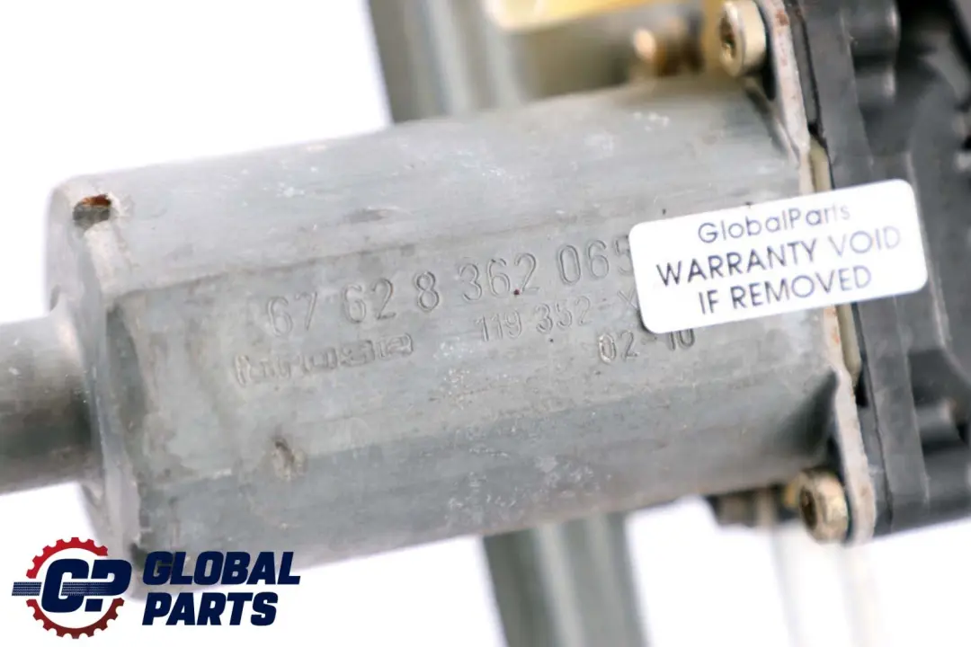 Elevalunas Electrico Trasero Derecho Puerta para BMW E46 con número de pieza 8212100 BMW E46 Elevalunas Electrico Trasero Derecho Puerta - SKU 8212100 - Número de pieza 8212100