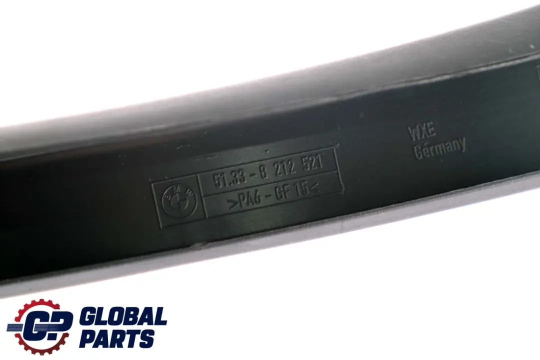 BMW E46 Revetement Chassis de Fenetre a Gauche Noir - SKU 8212521 - Numéro de pièce 8212521