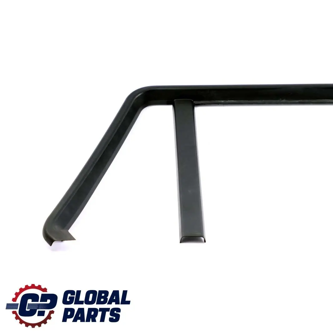 Copertura Telaio Finestra Porta Posteriore Sinistra per BMW E46 Touring Wagon con numero di parte 8212525 BMW E46 Touring Wagon Copertura Telaio Finestra Porta Posteriore Sinistra - SKU 8212525 - Numero di parte 8212525