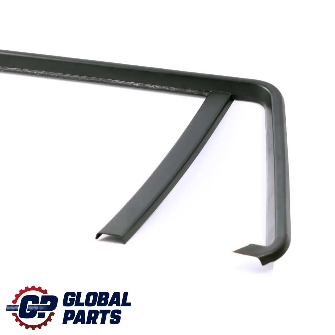 Tapa Marco Ventana Puerta Trasera Derecha para BMW E46 Touring con número de pieza 8212526 BMW E46 Touring Tapa Marco Ventana Puerta Trasera Derecha - SKU 8212526 - Número de pieza 8212526