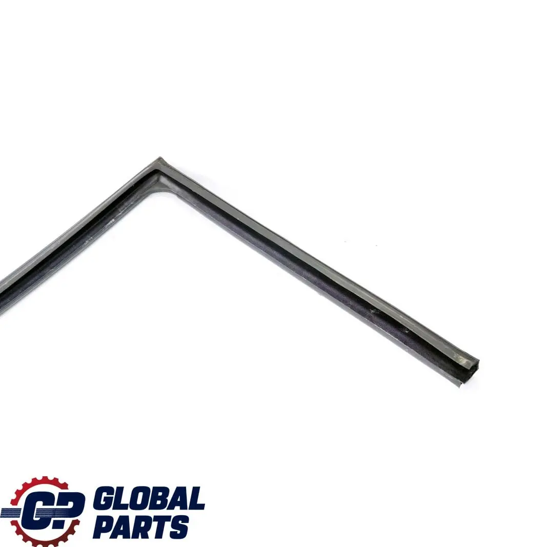 Combi Berline Guidage de Fenetre Joint Porte avant Gauche pour BMW 3 E36 à propos du numéro de pièce 8213981 BMW 3 E36 Combi Berline Guidage de Fenetre Joint Porte avant Gauche - SKU 8213981 - Numéro de pièce 8213981
