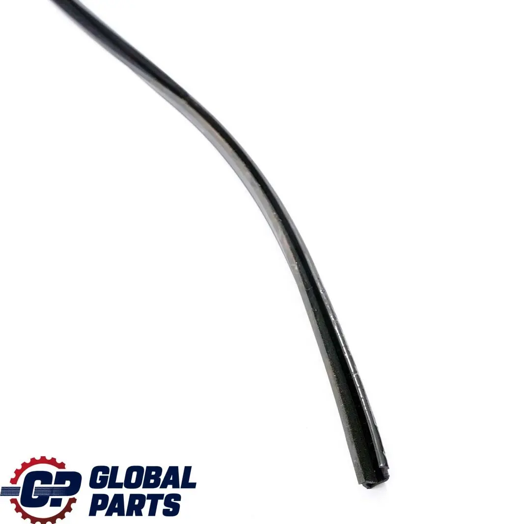 Door Window Guide Rear Left N/S Rubber Seal to BMW 3 Series E36 Saloon with Part number 8213983 BMW 3 Series E36 Saloon Door Window Guide Rear Left N/S Rubber Seal - SKU 8213983 - Part number 8213983