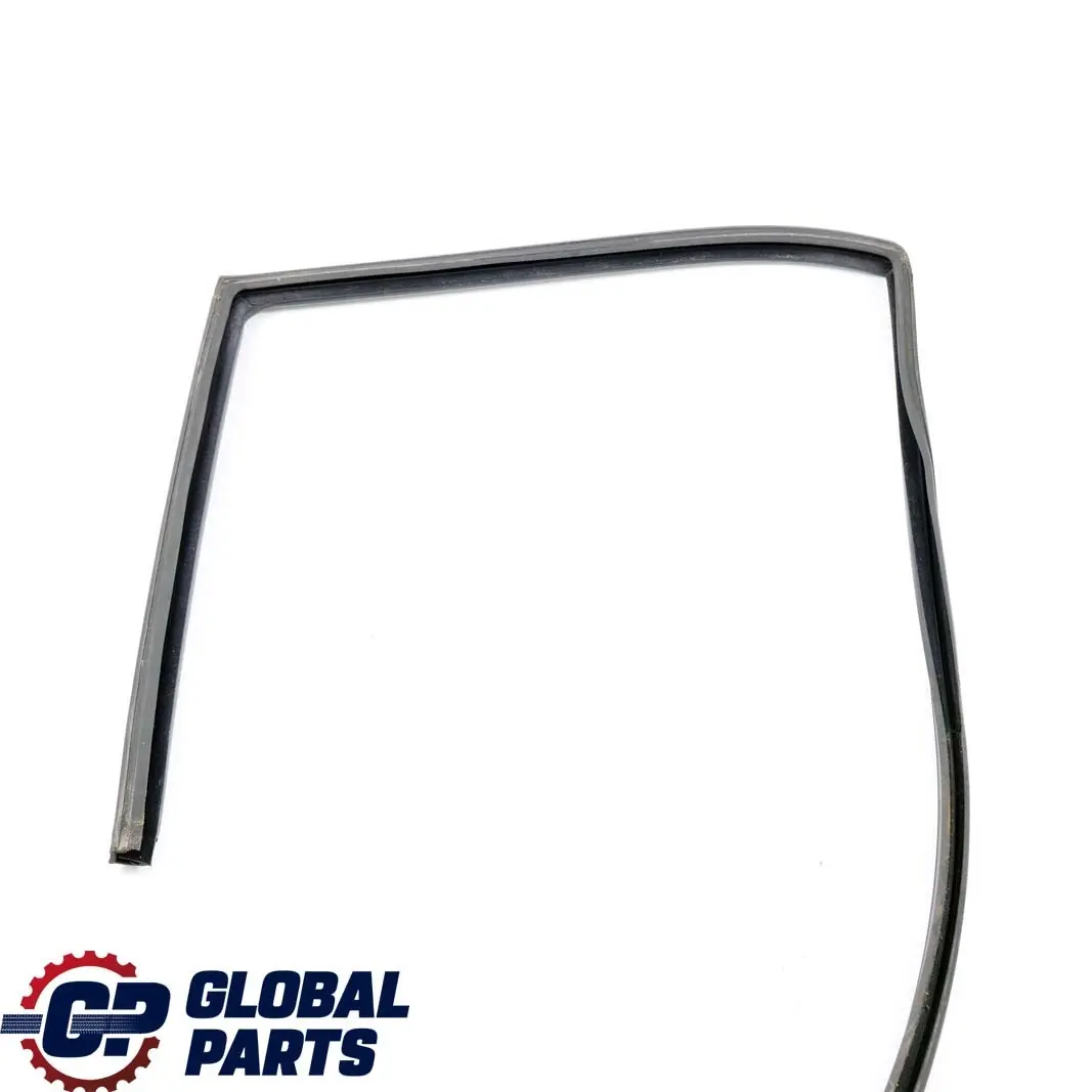 Berline Saloon Guidage de Fenetre Joint Porte Arriere Gauche 821398 pour BMW 3 E36 à propos du numéro de pièce 8213983 BMW 3 E36 Berline Saloon Guidage de Fenetre Joint Porte Arriere Gauche 821398 - SKU 8213983 - Numéro de pièce 8213983