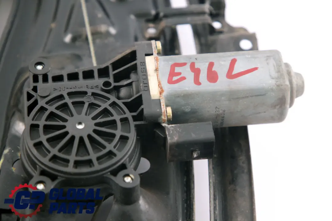 Mechanizm Podnośnik Szyby Lewy Tył do BMW E46 o numerze 8215273 BMW E46 Mechanizm Podnośnik Szyby Lewy Tył - SKU 8215273 - Numer Części 8215273
