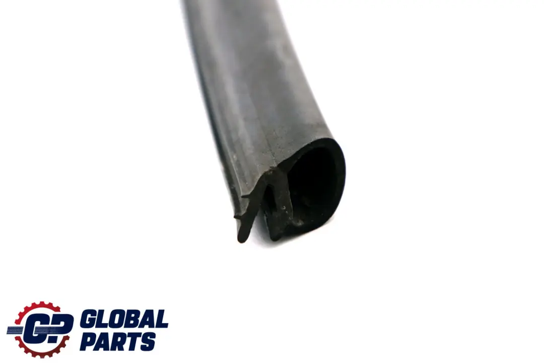 Joint arriere de capot avant pour BMW 3 Serie E46 à propos du numéro de pièce 8215919 BMW 3 Serie E46 Joint arriere de capot avant - SKU 8215919 - Numéro de pièce 8215919