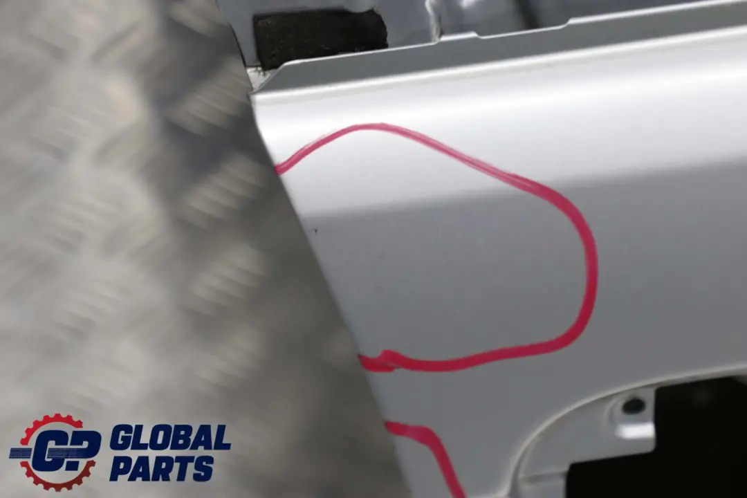 Door Front Right O/S Arktis Silver Metallic - 309 to BMW 5 E39 Saloon Touring with Part number 8216818 BMW 5 E39 Saloon Touring Door Front Right O/S Arktis Silver Metallic - 309 - SKU 8216818-AS - Part number 8216818