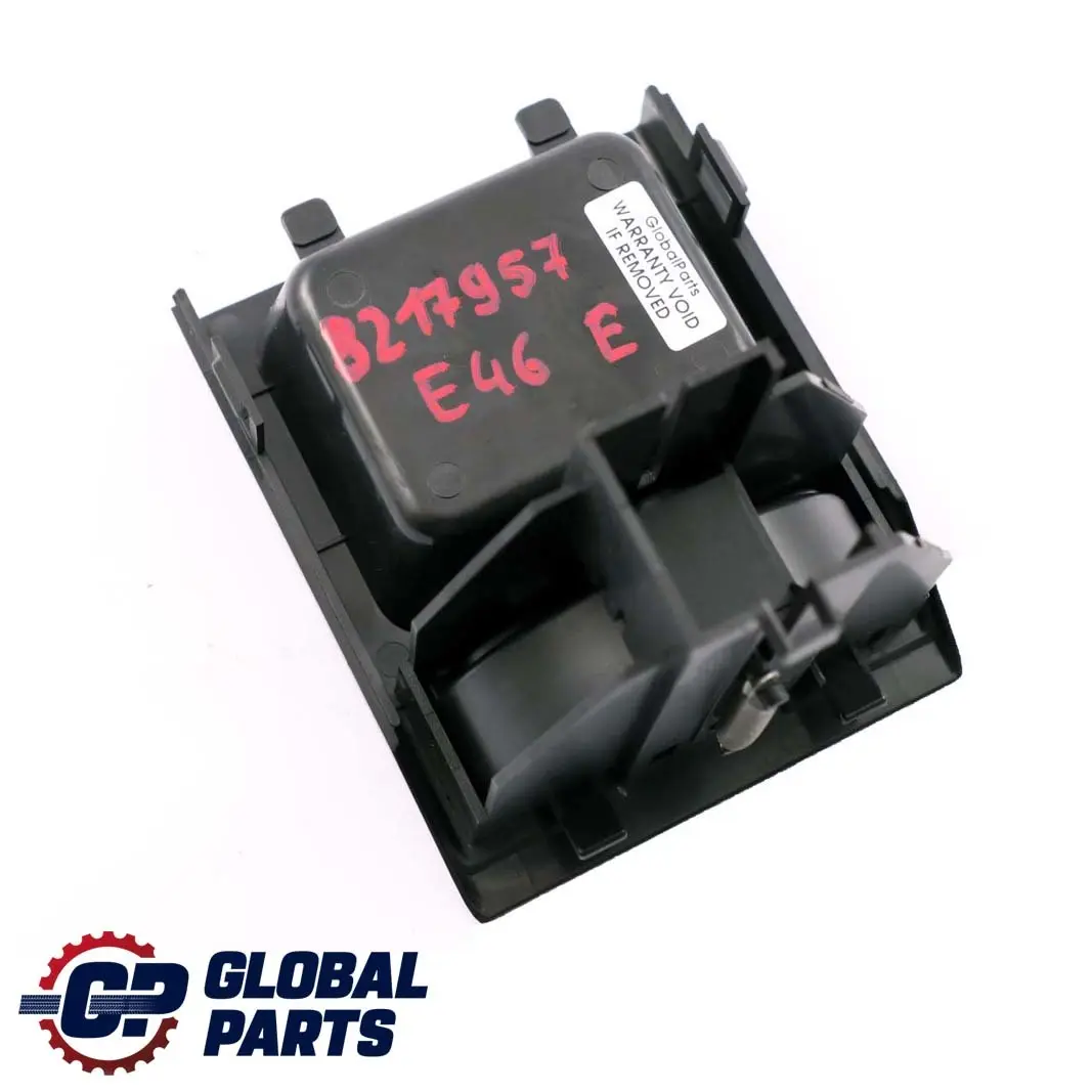 Ablageschale Münzbox Mittelkonsole Schwarz für BMW 3 er E46 mit Teilenummer 8217957 BMW 3 er E46 Ablageschale Münzbox Mittelkonsole Schwarz - SKU 8217957 - Teilenummer 8217957