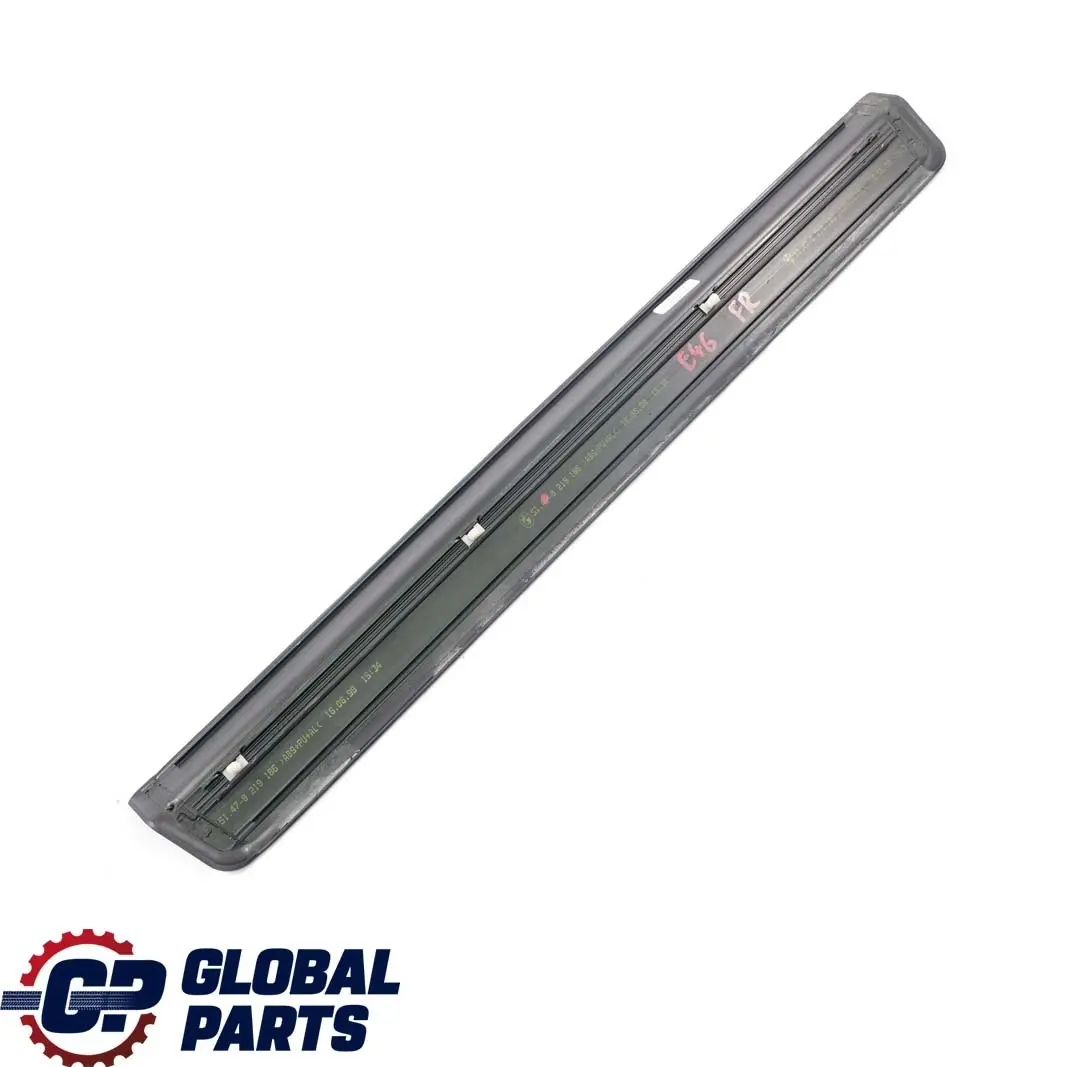 Tapa Tira Entrada Delantera Derecha Trim Cromo para BMW E46 con número de pieza 8219186 BMW E46 Tapa Tira Entrada Delantera Derecha Trim Cromo - SKU 8219184 - Número de pieza 8219186