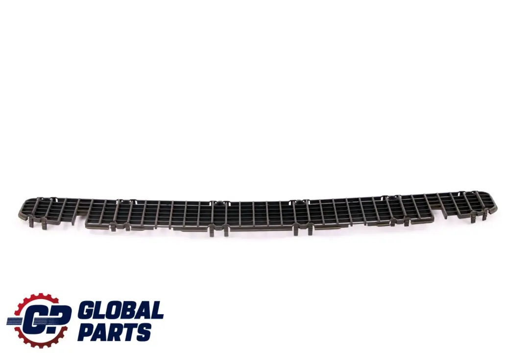 Grille Centre Pare Chocs Avant Garniture Extérieure pour BMW E46 à propos du numéro de pièce 8220766 BMW E46 Grille Centre Pare Chocs Avant Garniture Extérieure - SKU 8220766 - Numéro de pièce 8220766