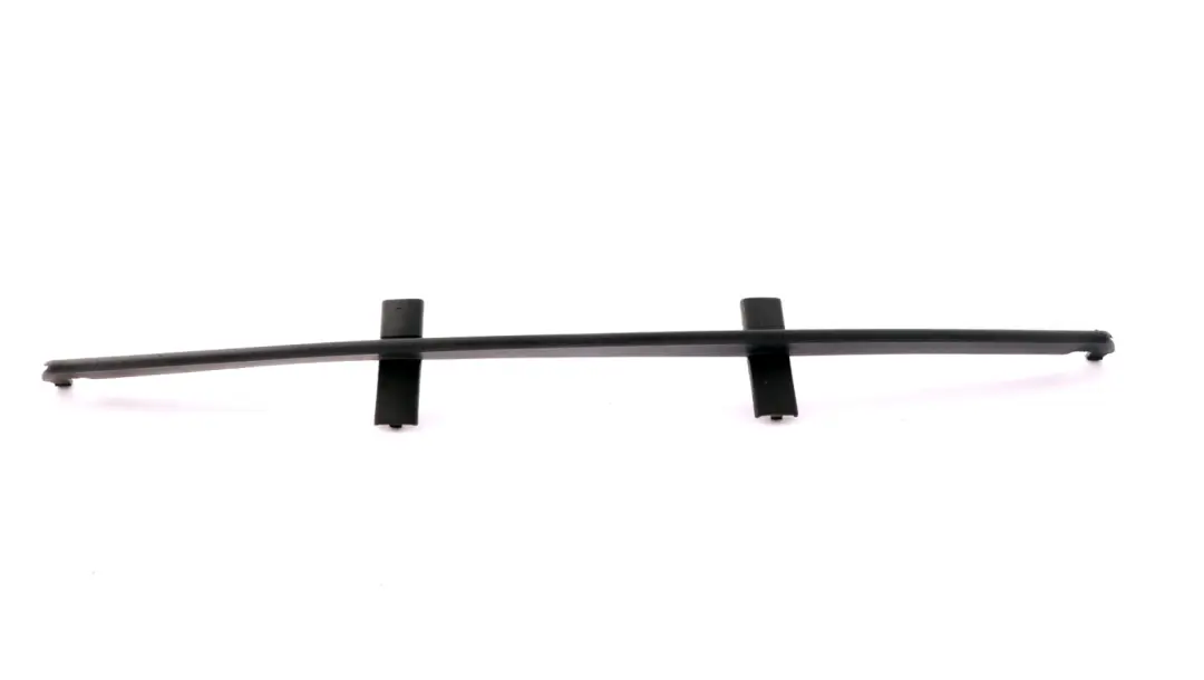 BMW 7 Series E65 E66 E67 Grid Centre Open Front Bumper Grill - SKU 8223235 - Part number 8223235