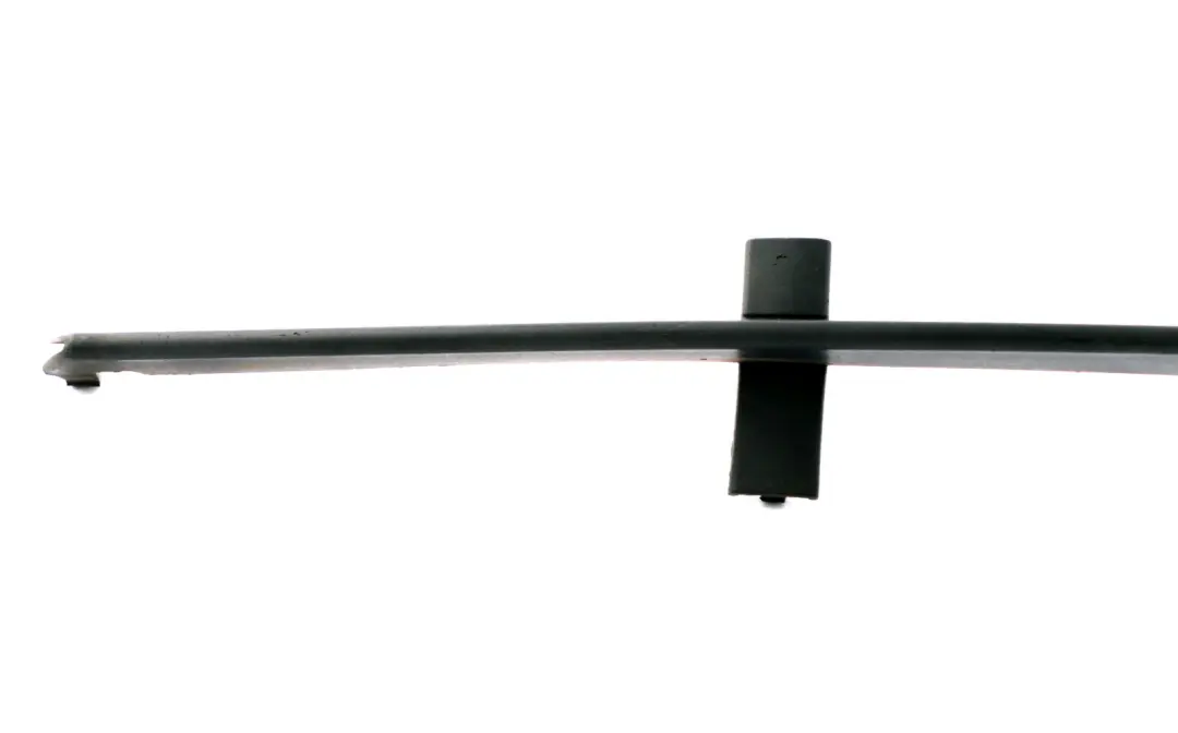 BMW E65 E66 E67 Grata Centro Aperto Paraurti Anteriore Griglia - SKU 8223235 - Numero di parte 8223235