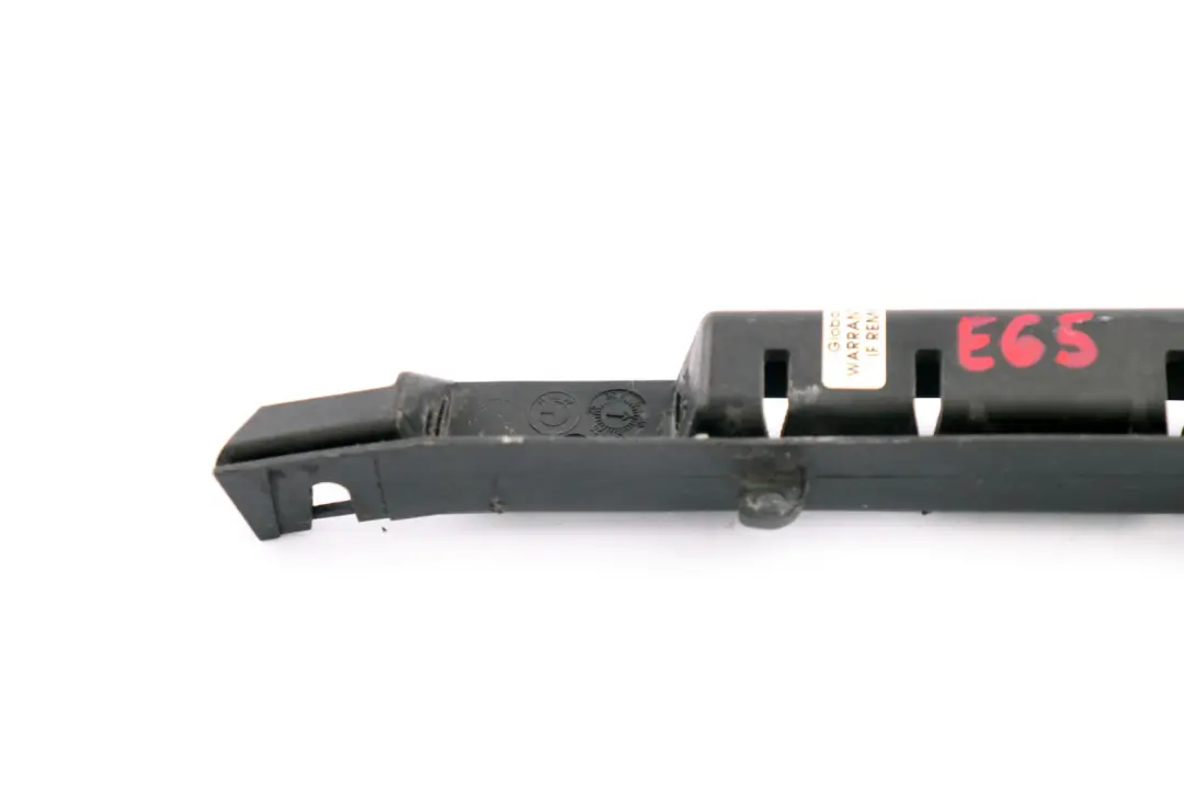 BMW E65 E66 E67 Montaje Parachoques Lateral Delantero Izquierdo - SKU 8223247 - Número de pieza 51118223247