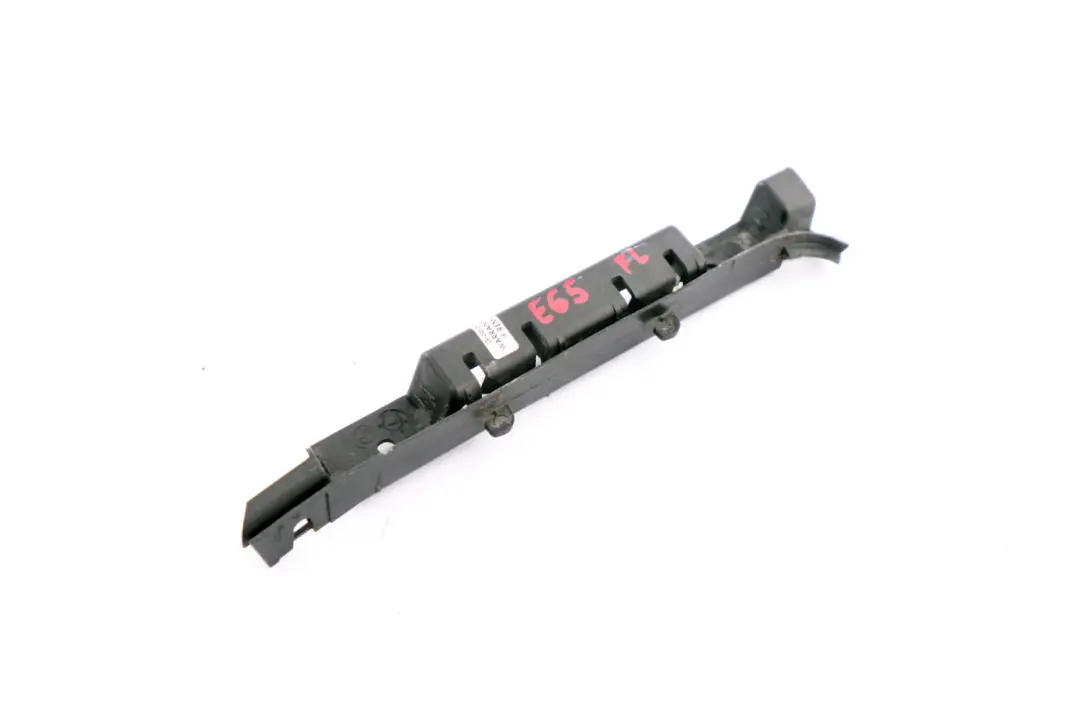 BMW E65 E66 E67 Registrazione Laterale Paraurti Anteriore Sinistra - SKU 8223247 - Numero di parte 51118223247