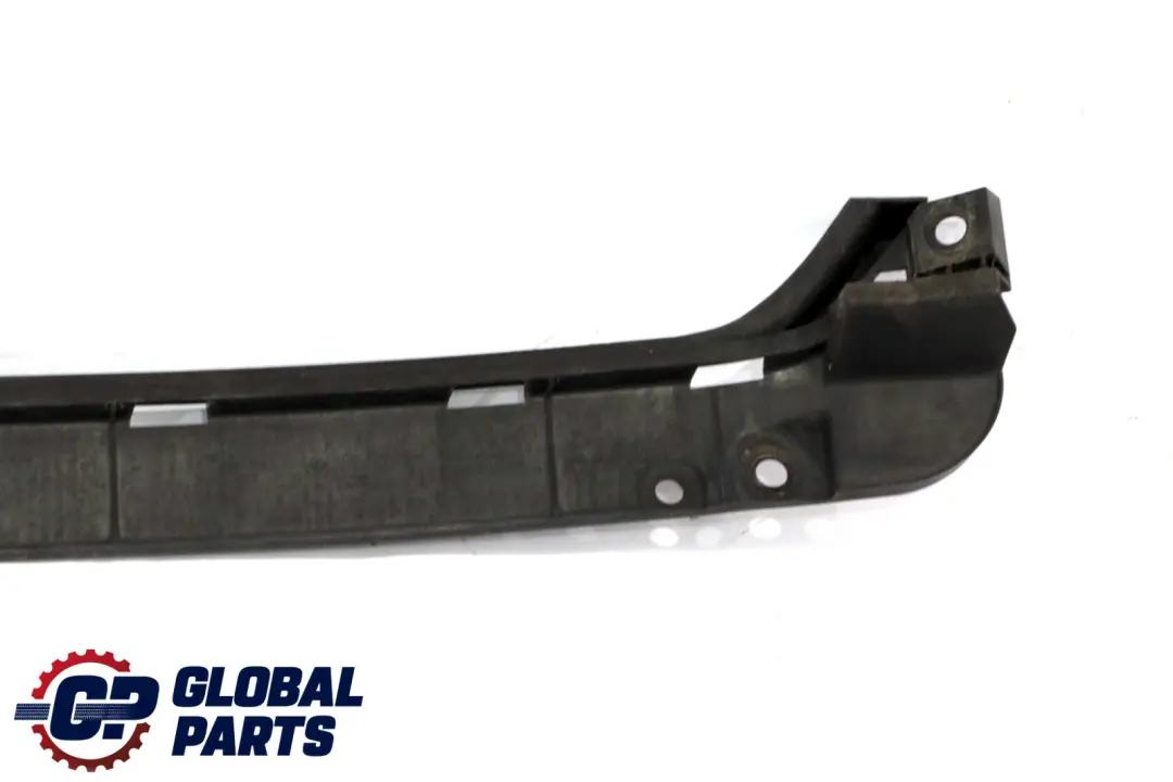BMW E65 E66 E67 Guide Centre Rear Bumper Panel Bar Bracket - SKU 8223270 - Part number 8223270