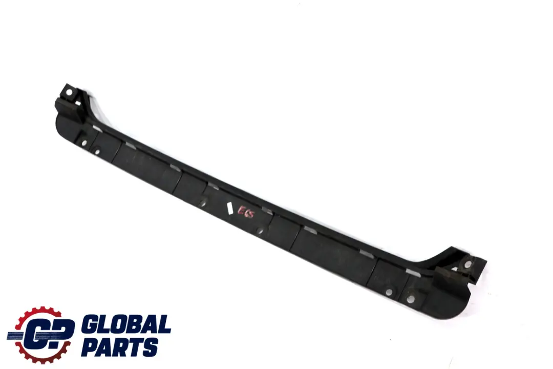 BMW E65 E66 E67 Guide Centre Rear Bumper Panel Bar Bracket - SKU 8223270 - Part number 8223270