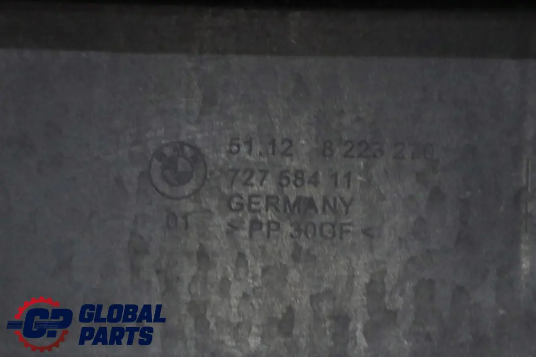BMW E65 E66 E67 Guide Centre Rear Bumper Panel Bar Bracket - SKU 8223270 - Part number 8223270