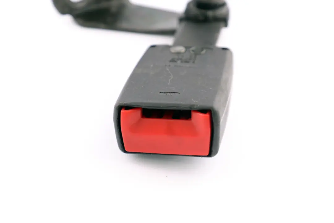 BMW E65 E66 E67 Hebilla inferior del cinturon trasero izquierdo - SKU 8223323 - Número de pieza 8223323