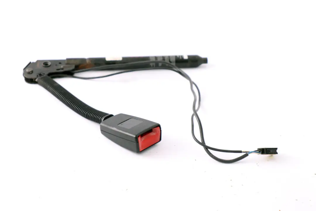 Courroie inférieure avant gauche 7211 pour BMW E65 E66 E67 à propos du numéro de pièce 8223329 BMW E65 E66 E67 Courroie inférieure avant gauche 7211 - SKU 8223329 - Numéro de pièce 8223329