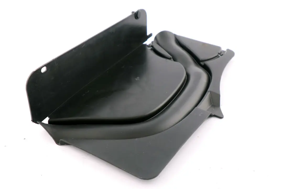 Seria 7 E65 E66 E67 Osłona Kabli Przednia Prawa Strona do BMW o numerze 8223346 BMW Seria 7 E65 E66 E67 Osłona Kabli Przednia Prawa Strona - SKU 8223346 - Numer Części 8223346