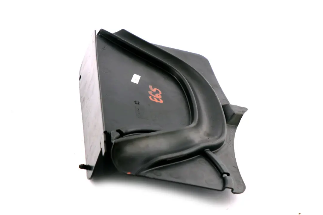 Seria 7 E65 E66 E67 Osłona Kabli Przednia Prawa Strona do BMW o numerze 8223346 BMW Seria 7 E65 E66 E67 Osłona Kabli Przednia Prawa Strona - SKU 8223346 - Numer Części 8223346