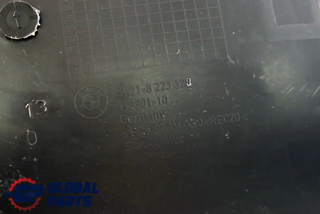 BMW E65 E66 E67 Nadkole prawe tylne prawy tył - SKU 8223378 - Numer Części 51718223378