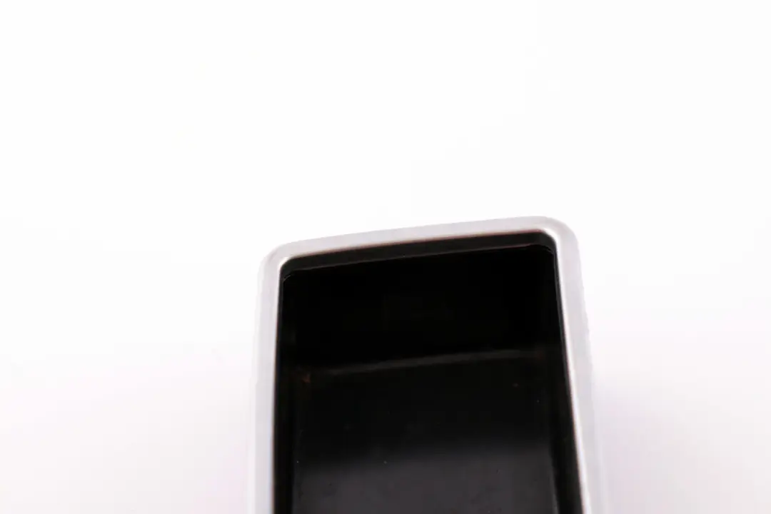 BMW E65 E66 E67 Wkład Popielniczki Chrom - SKU 8223405 - Numer Części 8223405