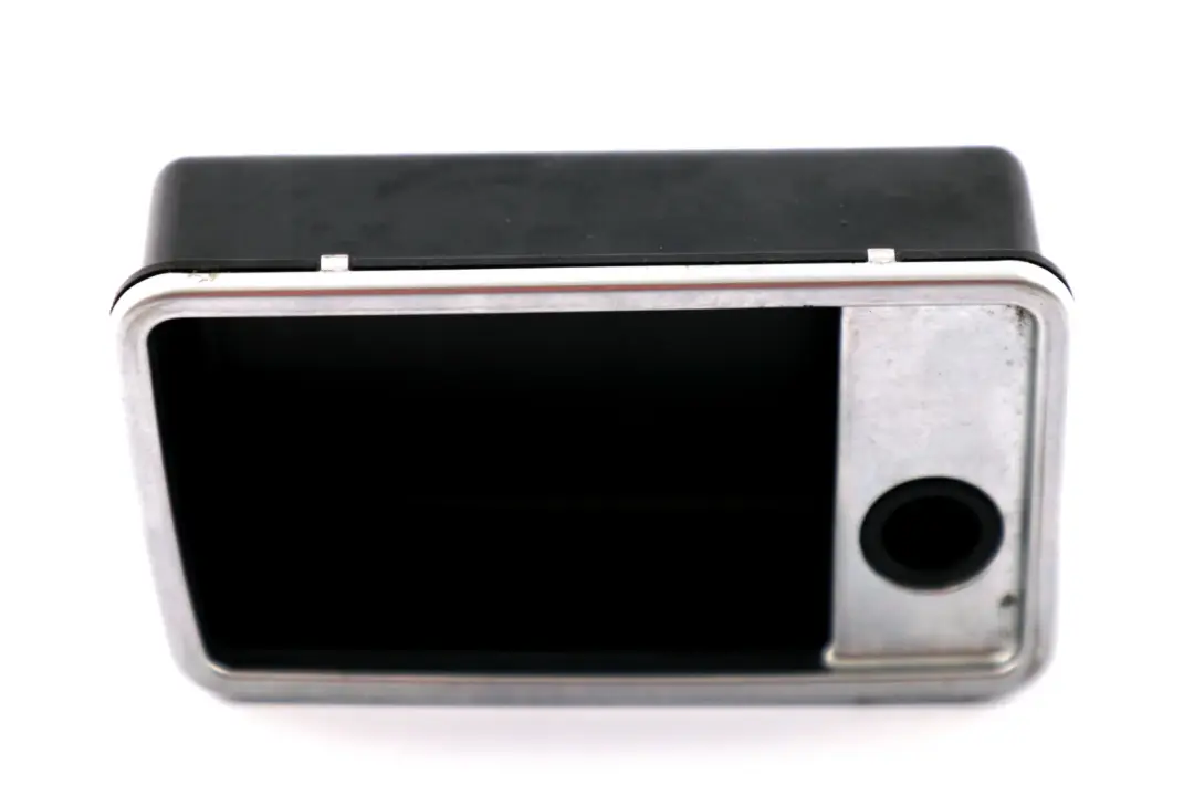 Wkład Popielniczki Chrom do BMW E65 E66 E67 o numerze 8223405 BMW E65 E66 E67 Wkład Popielniczki Chrom - SKU 8223405 - Numer Części 8223405