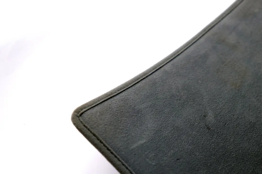 Wykładzina dywan bagażnika do BMW E65 E66 o numerze 8223561 BMW E65 E66 Wykładzina dywan bagażnika - SKU 8223561 - Numer Części 8223561