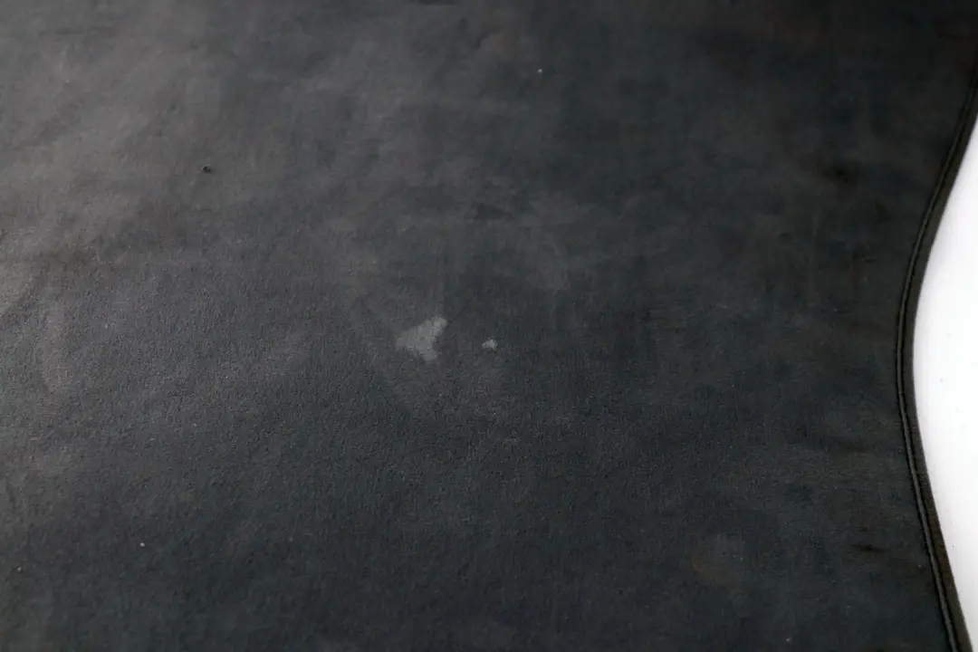 BMW 7 Serie E65 E66 Rumble Tapis de Coffre a Bagages Gris Basalte Gris Clair - SKU 8223561 - Numéro de pièce 8223561