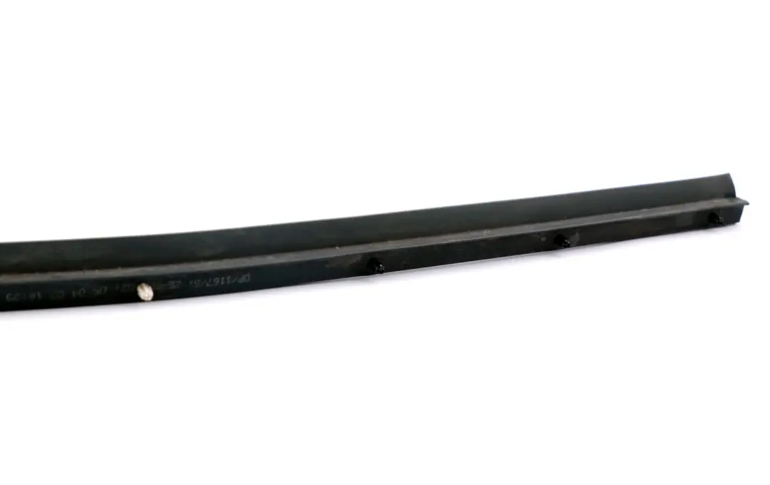 BMW 7 Series E65 E66 E67 Gasket Door Joint Bottom Front Left N/S - SKU 8223663 - Part number 8223663