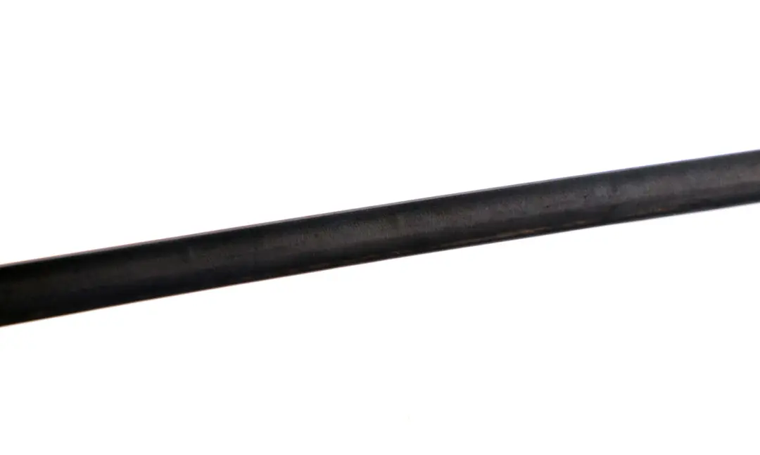 BMW 7 E65 E66 E67 Joint T?rfuge Dessous a L'Avant Gauche - SKU 8223663 - Numéro de pièce 8223663