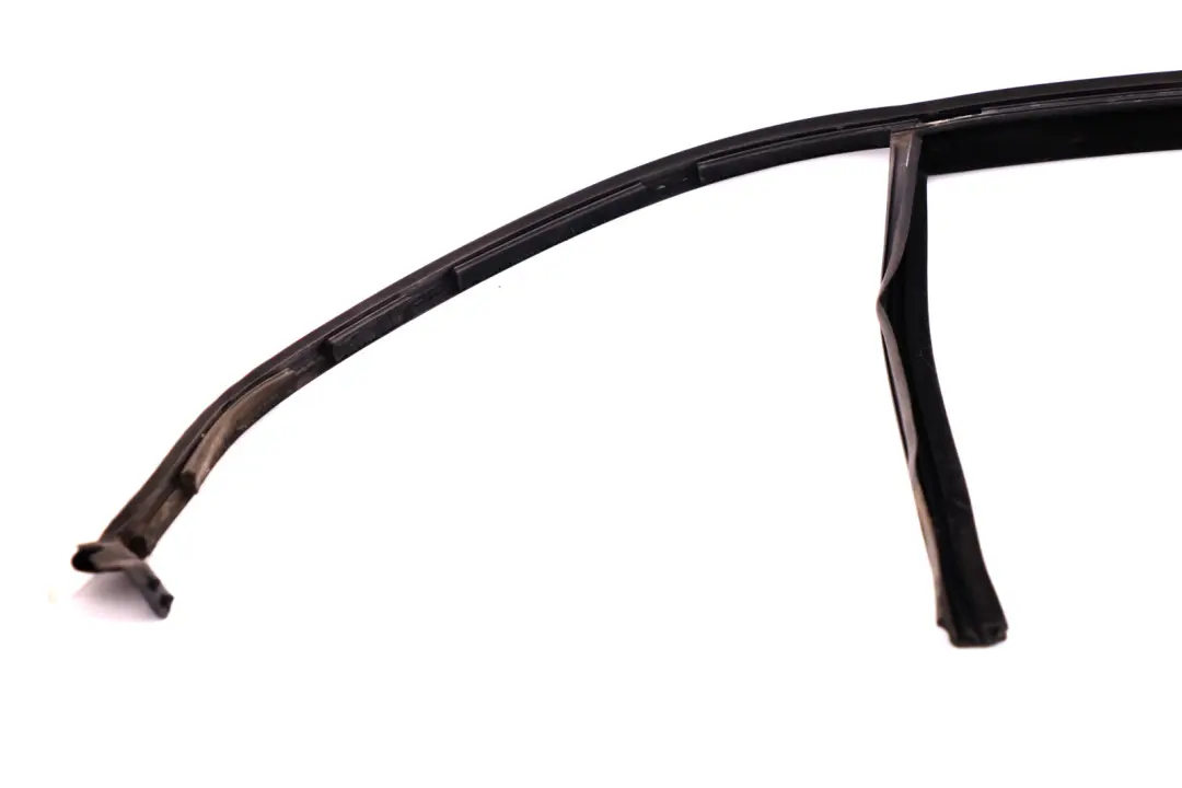 Guidage De Fenetre Arriere Droite 5135 pour BMW 7 E65 à propos du numéro de pièce 8223808 BMW 7 E65 Guidage De Fenetre Arriere Droite 5135 - SKU 8223808 - Numéro de pièce 8223808