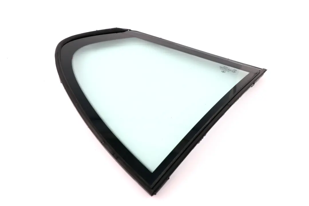 Vetro Laterale Verde Posteriore Sinistro AS2 per BMW E65 E66 con numero di parte 8223813 BMW E65 E66 Vetro Laterale Verde Posteriore Sinistro AS2 - SKU 8223813 - Numero di parte 8223813