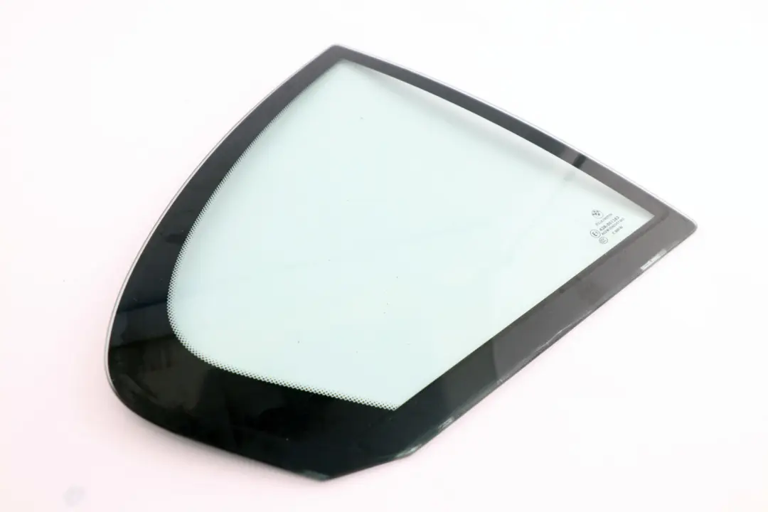Side Window Glass Green Rear Right O/S AS2 to BMW E65 E66 with Part number 8223814 BMW E65 E66 Side Window Glass Green Rear Right O/S AS2 - SKU 8223814 - Part number 8223814
