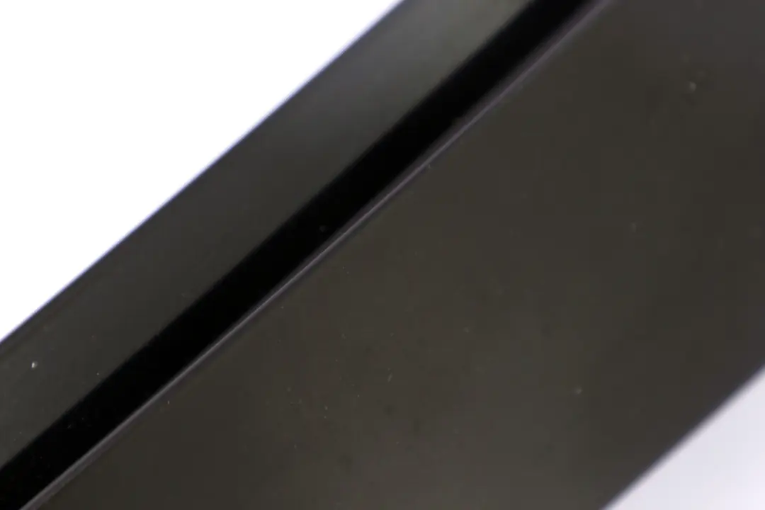 Apertura Cornice Finestrino B-S?ule Porta Ant. Dx Nero per BMW E65 E66 con numero di parte 8223834 BMW E65 E66 Apertura Cornice Finestrino B-S?ule Porta Ant. Dx Nero - SKU 8223834 - Numero di parte 8223834