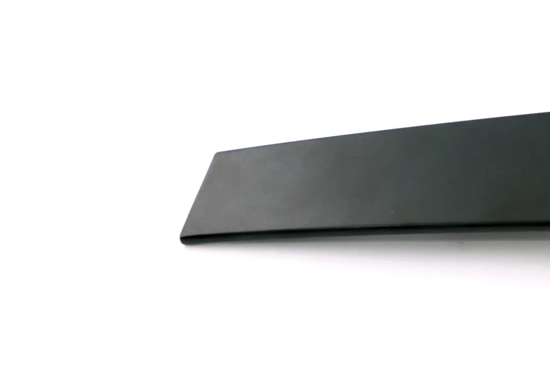 BMW E65 E66 Apertura Cornice Finestrino B-S?ule Porta Ant. Dx Nero - SKU 8223834 - Numero di parte 8223834