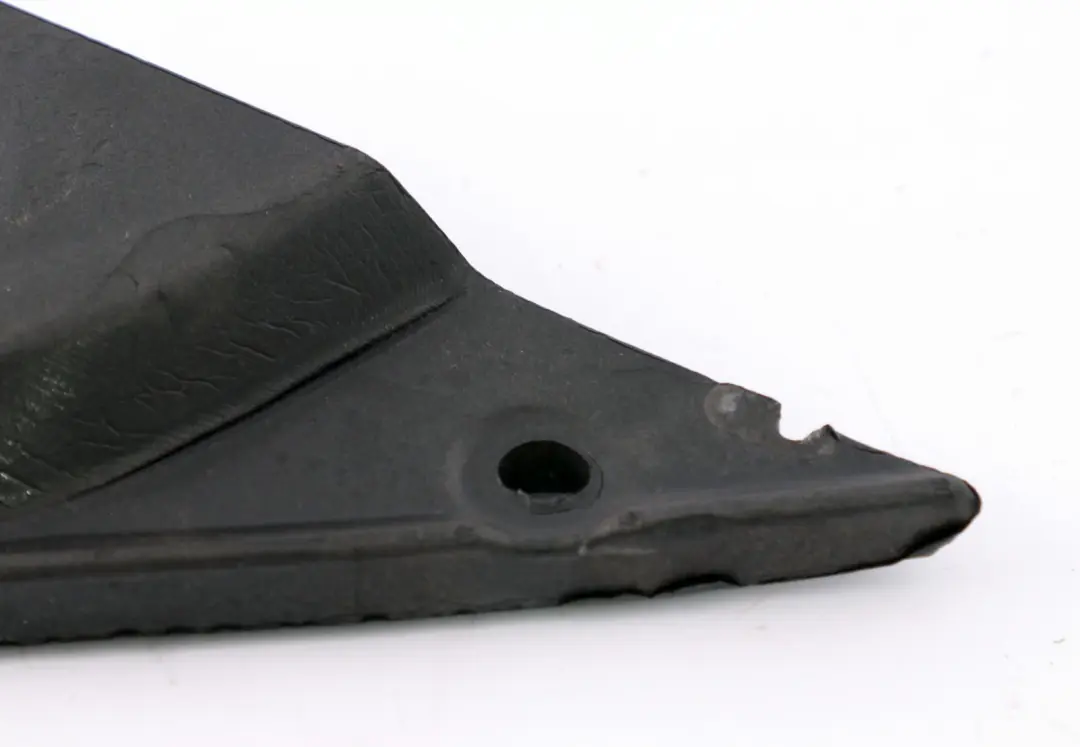 Junta Espejo Exterior Derecho Triangulo para BMW E65 E66 E67 con número de pieza 8223838 BMW E65 E66 E67 Junta Espejo Exterior Derecho Triangulo - SKU 8223838 - Número de pieza 8223838
