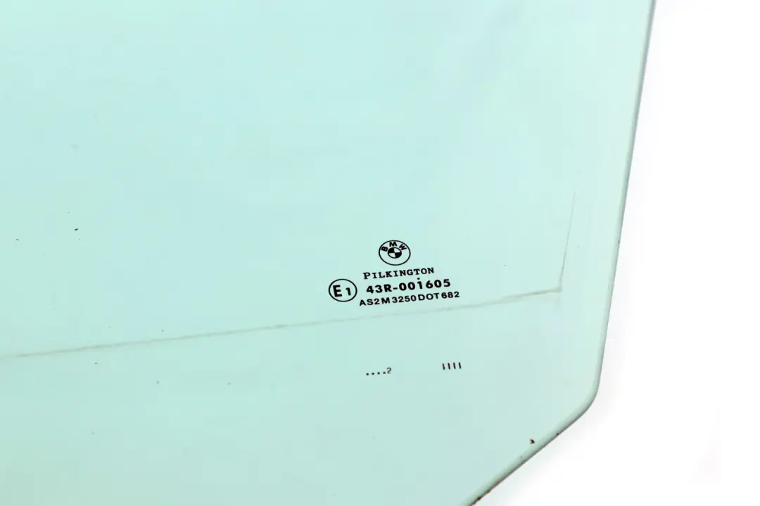 BMW E65 E66 Finestrino Verde Porta Anteriore Sinistra AS2 - SKU 8223839 - Numero di parte 8223839