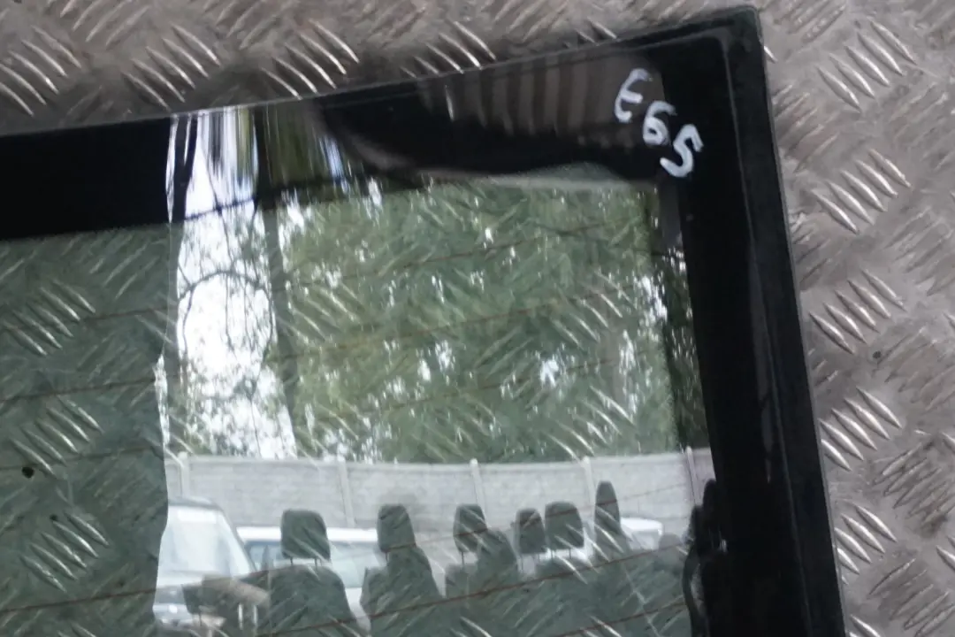 Window Glass AS2 Green to BMW 7 Series E65 E66 Rear with Part number 8223845 BMW 7 Series E65 E66 Rear Window Glass AS2 Green - SKU 8223845 - Part number 8223845