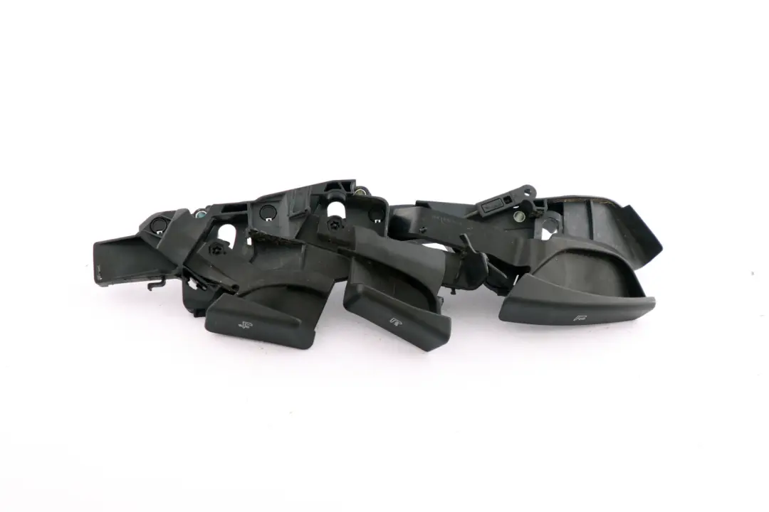 Leve unità di azionamento sedile sinistro per BMW 3 X3 X5 E46 E53 E83 con numero di parte 8226307 BMW 3 X3 X5 E46 E53 E83 Leve unità di azionamento sedile sinistro - SKU 8226307 - Numero di parte 8226307