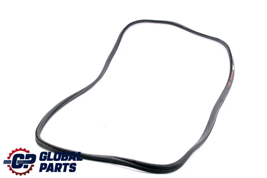 Coupé Cabrio Gasket Seal Trunk Lid Sealing to BMW 3 Series E46 with Part number 8226715 BMW 3 Series E46 Coupé Cabrio Gasket Seal Trunk Lid Sealing - SKU 8226715 - Part number 8226715