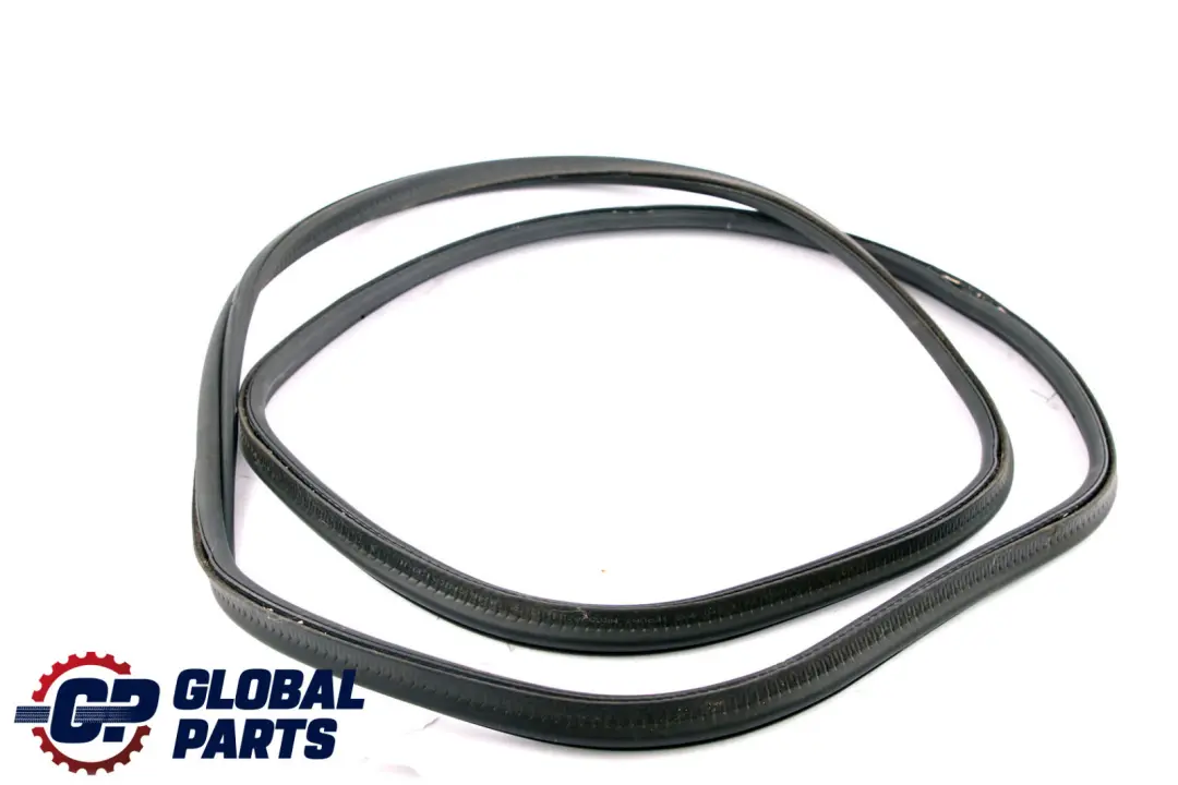 Coupé Cabrio Gasket Seal Trunk Lid Sealing to BMW 3 Series E46 with Part number 8226715 BMW 3 Series E46 Coupé Cabrio Gasket Seal Trunk Lid Sealing - SKU 8226715 - Part number 8226715