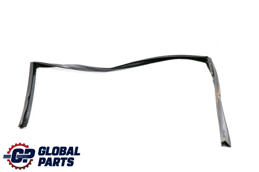 Ventana Guia Sello Puerta Delantera Derecha para BMW E39 con número de pieza 8226874 BMW E39 Ventana Guia Sello Puerta Delantera Derecha - SKU 8226874 - Número de pieza 8226874