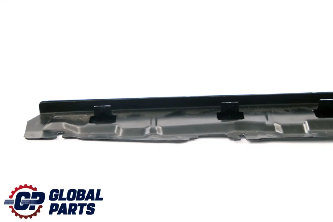 Right O/S Window Connection Angle to BMW 3 Series E46 Cabrio Rear with Part number 8229480 BMW 3 Series E46 Cabrio Rear Right O/S Window Connection Angle - SKU 8229480 - Part number 8229480