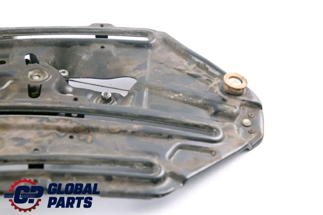 Lève-vitre électrique arrière droit pour BMW 3 E46 à propos du numéro de pièce 8229594 BMW 3 E46 Lève-vitre électrique arrière droit - SKU 8229594 - Numéro de pièce 8229594