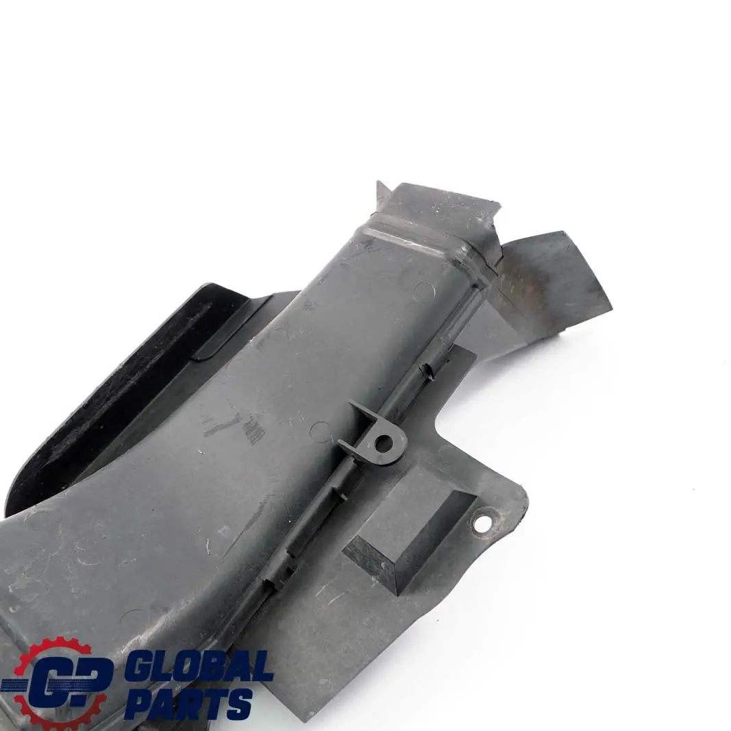 Luftführung Bremse Vorne Links für BMW 3 er E46 Limousine Kombi mit Teilenummer 8230559 BMW 3 er E46 Limousine Kombi Luftführung Bremse Vorne Links - SKU 8230559 - Teilenummer 8230559